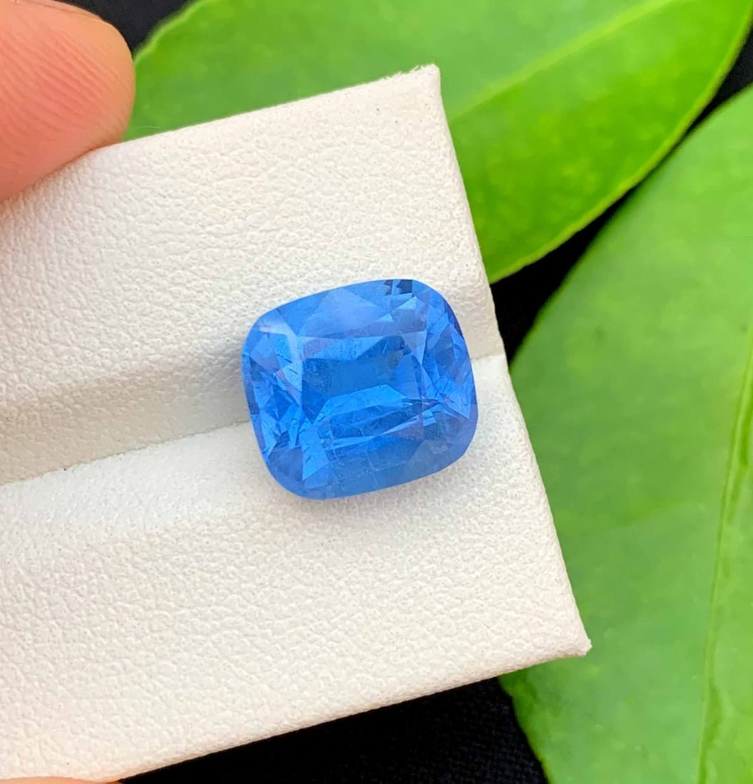 Natural Santa Maria Aquamarine Gemstone: 6.35 Carat Beryl - 2