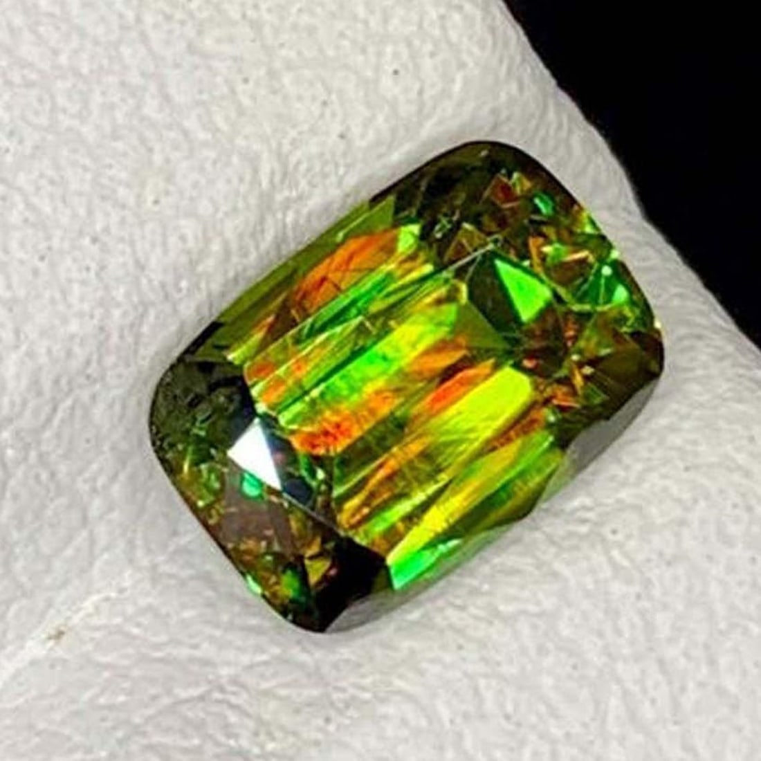Green Chrome Sphene Gemstone: Lustrous Cushion Cut Titanite, June Birthstone: Title: Green Chrome Sphene Gemstone: Lustrous Cushion Cut Titanite, June Birthstone Description: Supplies for making crafts Materials: Gemstone: Sphene Natural Chrome S