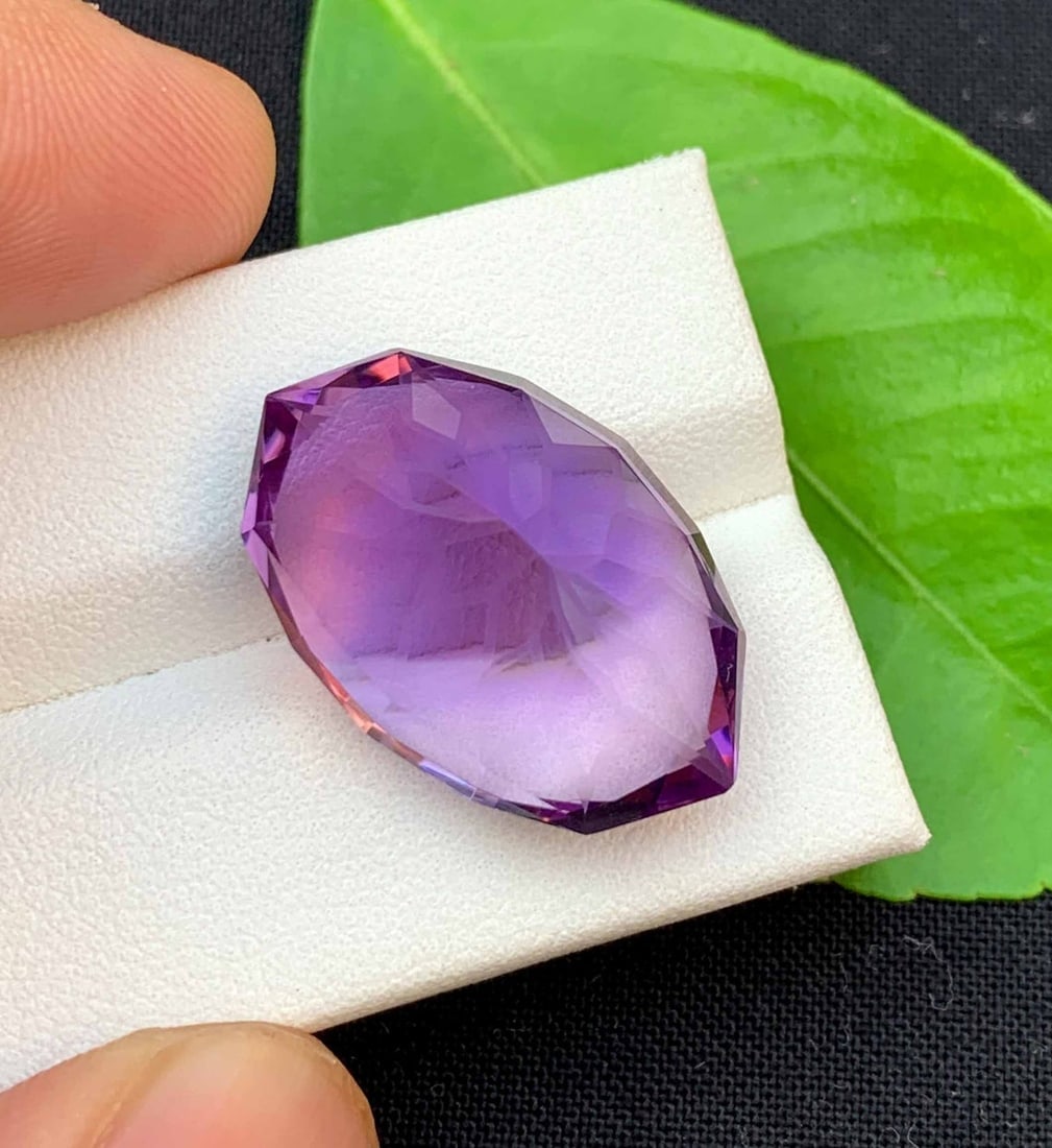 Natural Amethyst Gemstone: Flower Fish Eye Cut, February Birthstone (27.20 Carats) - 4