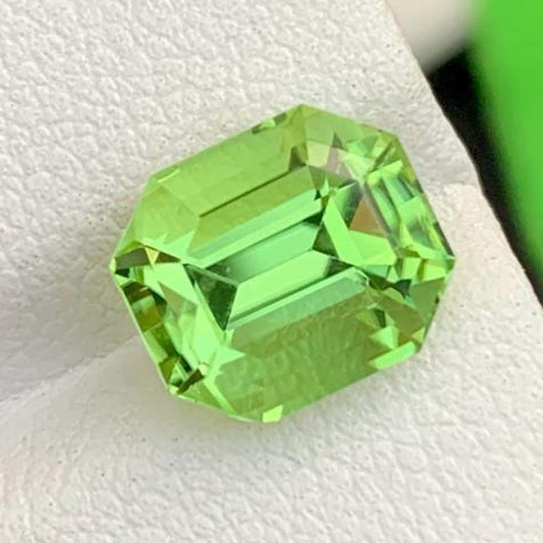 Natural Peridot Gemstones, Top Color Emerald Cut Peridot Loose Gemstone From Pakistan, August: Title: Natural Peridot Gemstones, Top Color Emerald Cut Peridot Loose Gemstone From Pakistan, August Birthstone Description: Supplies for making crafts Materials: Gemstone: Peridot <b