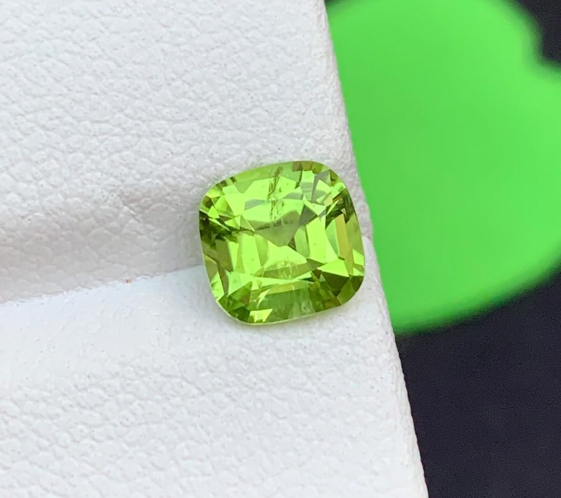 Natural Green Peridot Gemstone: Cushion Cut August Birthstone - 3