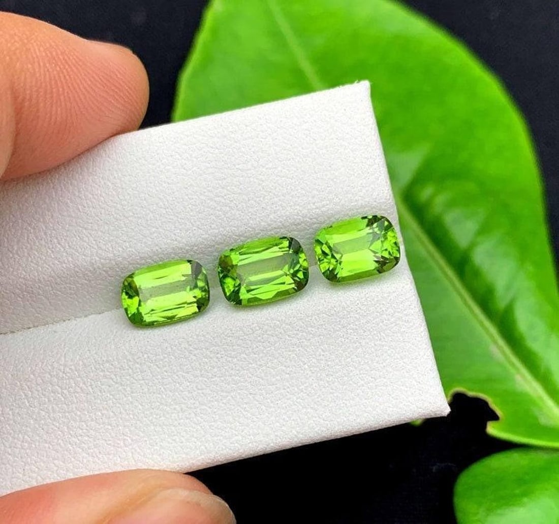 Natural Peridot Gemstone Lot: Green Cushion Cut, August Birthstone, Pakistan Origin - 5