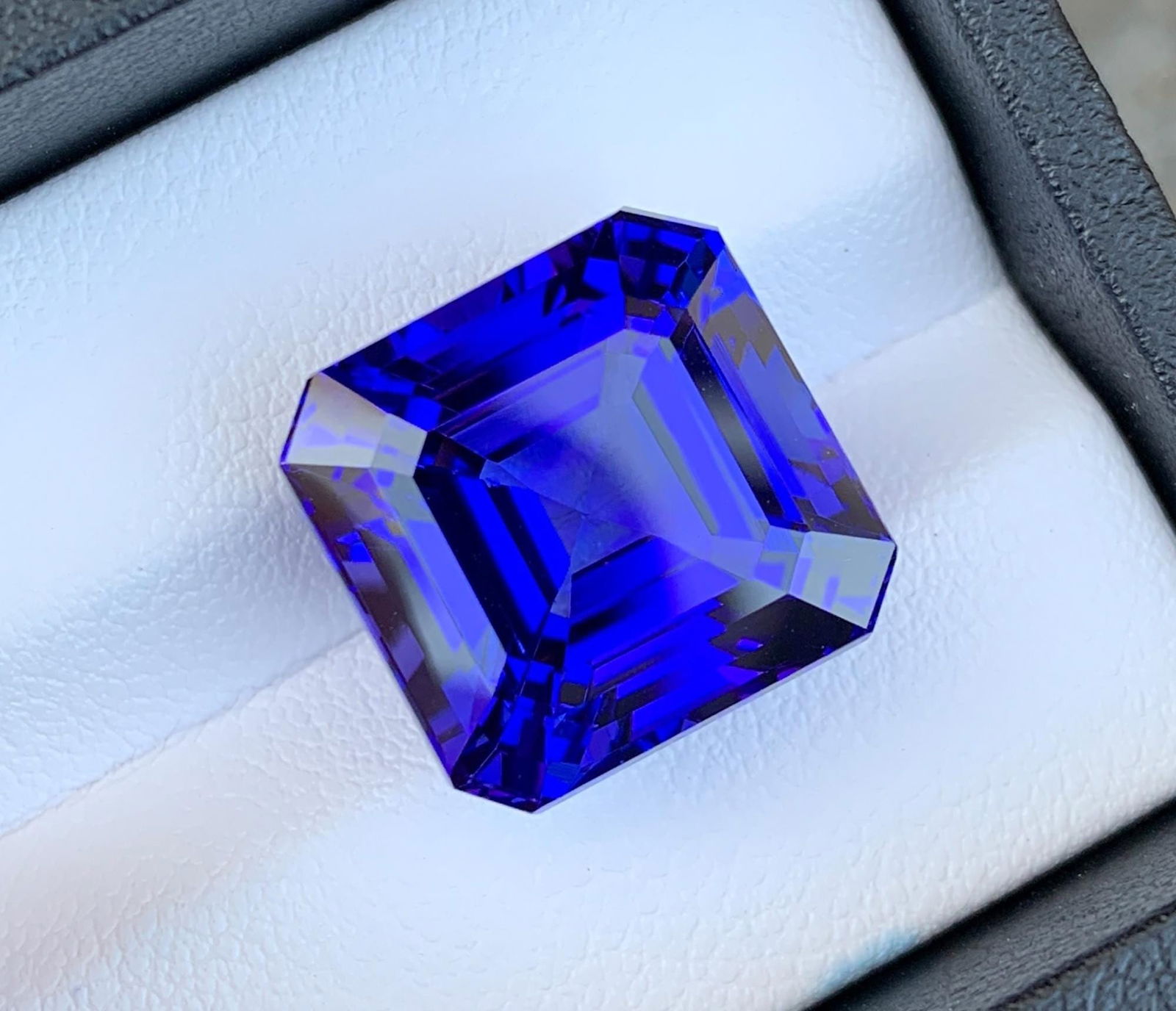 Natural AAA Tanzanite Loose Gemstone Asscher Shape For Making Jewelry 20.50 CTs - 12
