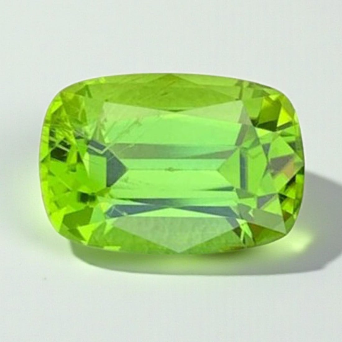 Cushion Cut Peridot Gemstone: Natural August Birthstone, Pakistan Origin (3.94 carats) (1 of 9)