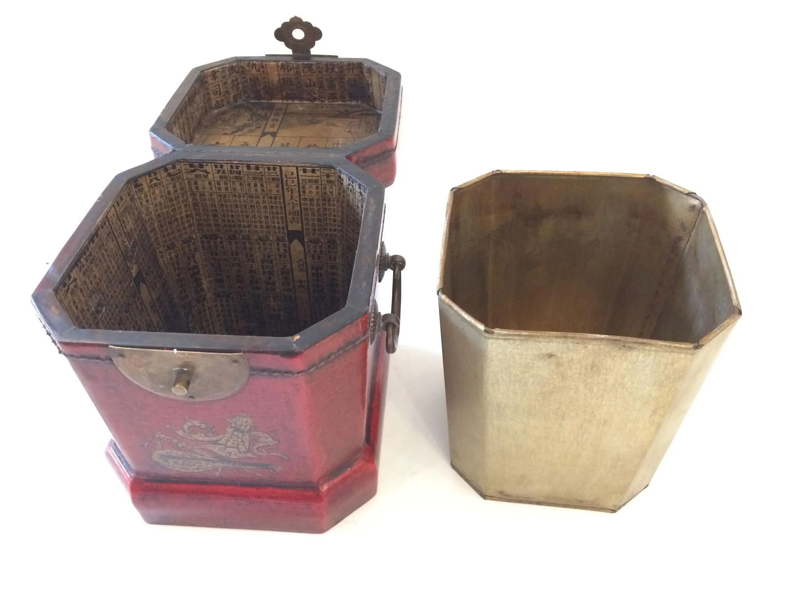 Chinoiserie Leather Embossed Decorative Box - 4