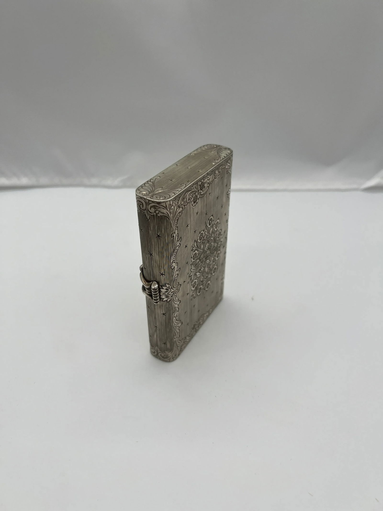 Antique Italian 800 Hand Chased Silver & Ruby Inset Minaudière Vanity Case - 4