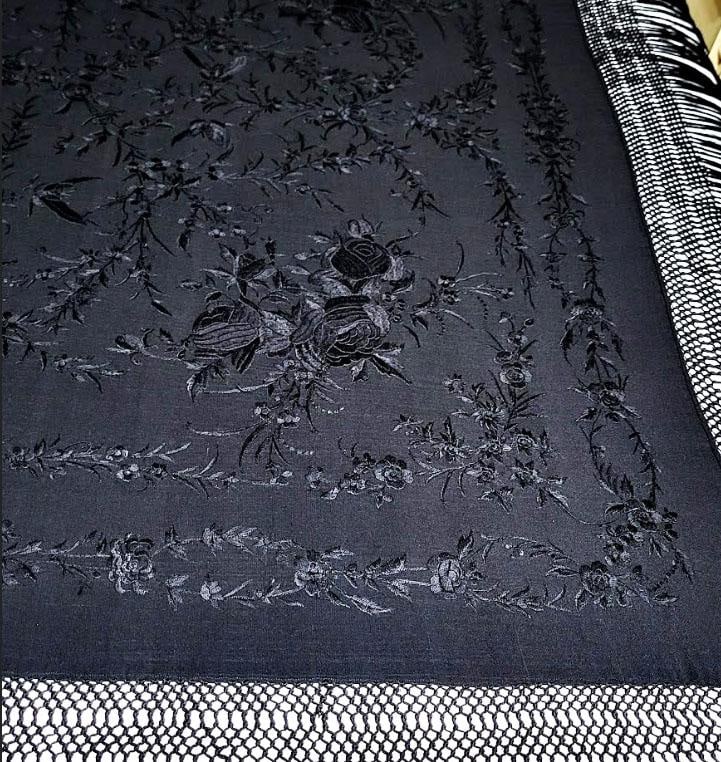 Antique Flaminco Fringed Piano Shawl Midnight Black - Outstanding - 5