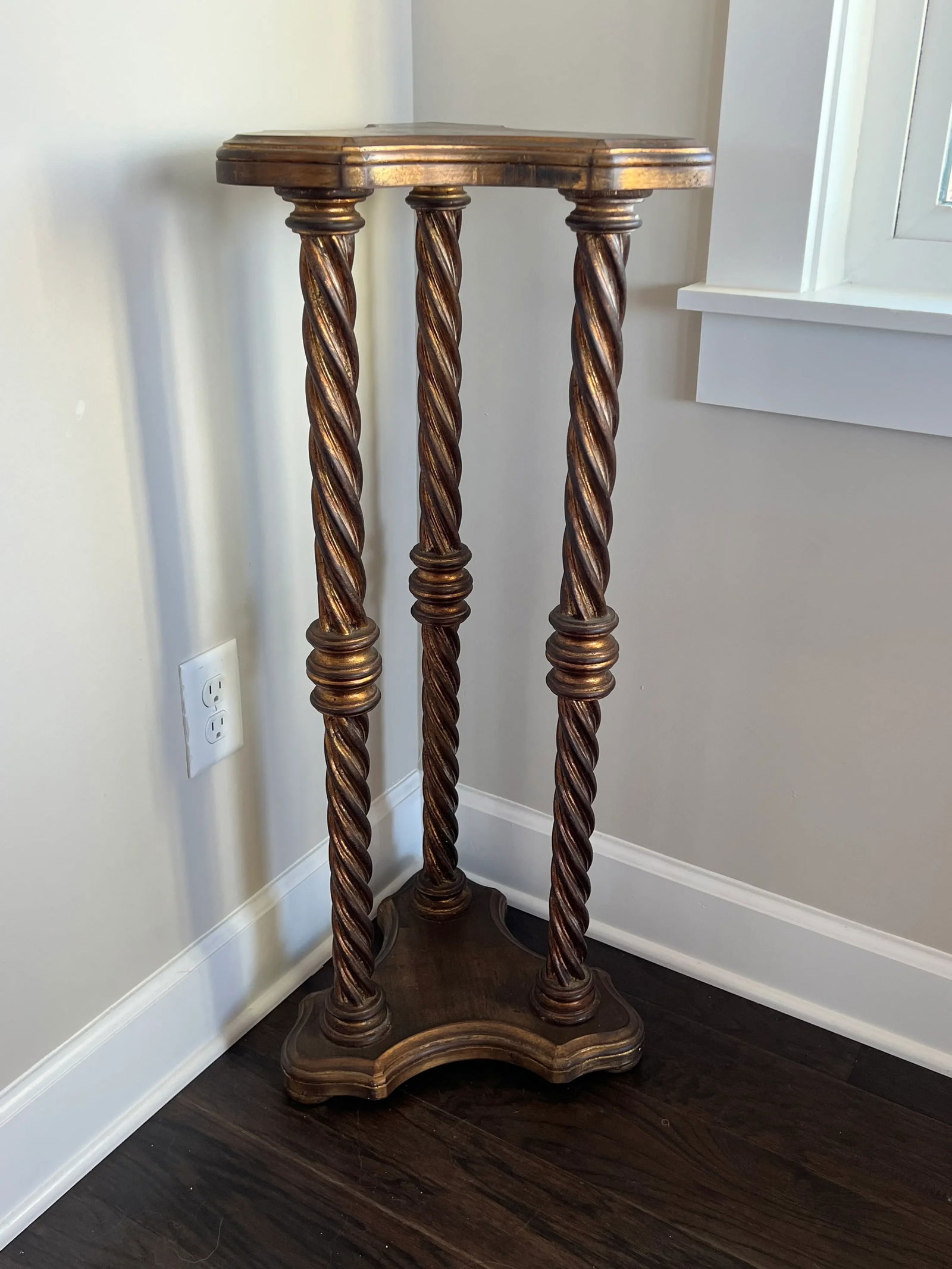 Vintage Venetian Gold Twisted Leg Pedestal - 9