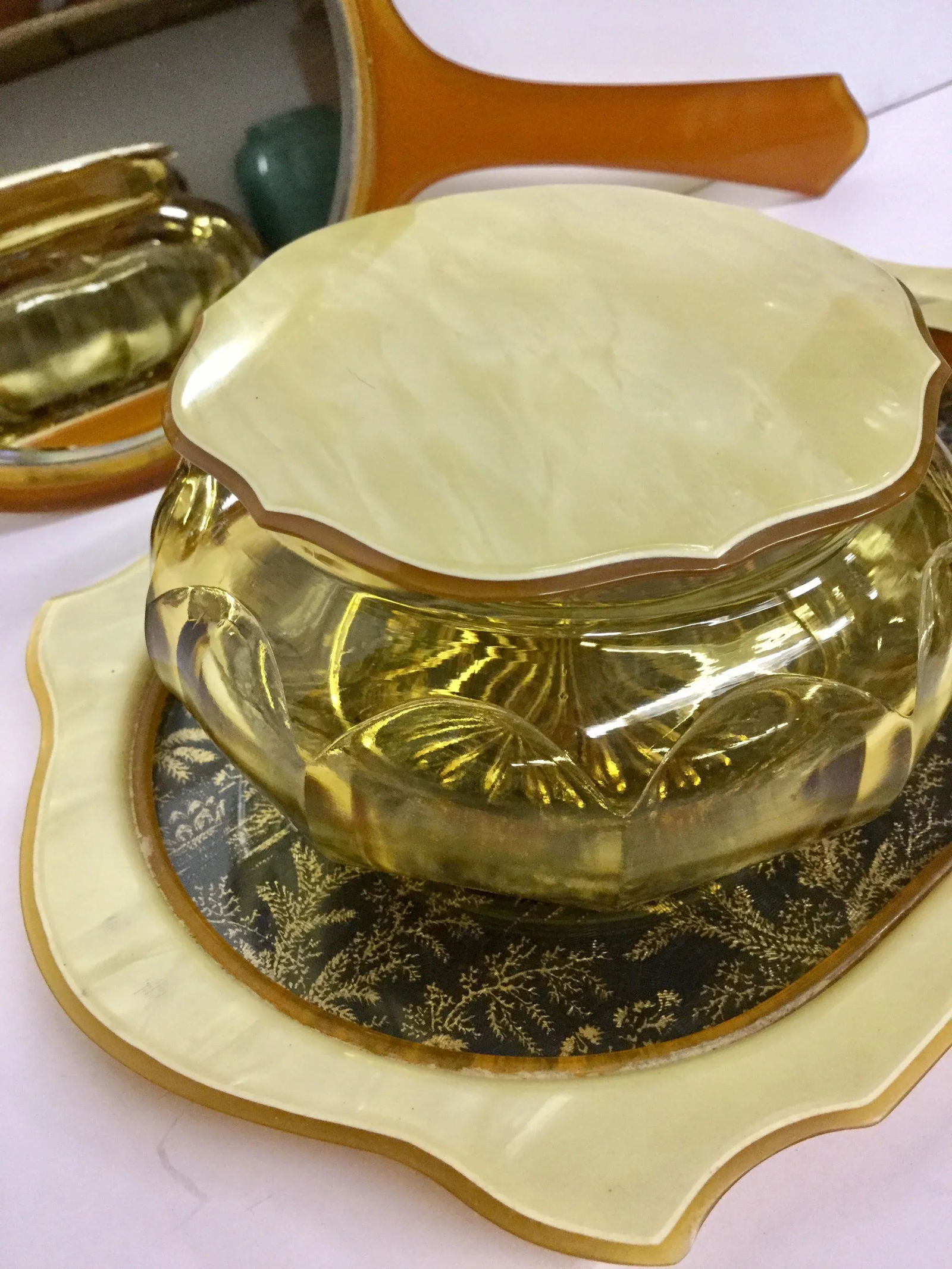 1950s Vintage Bakelite Vanity Set- 4 Pieces - 4