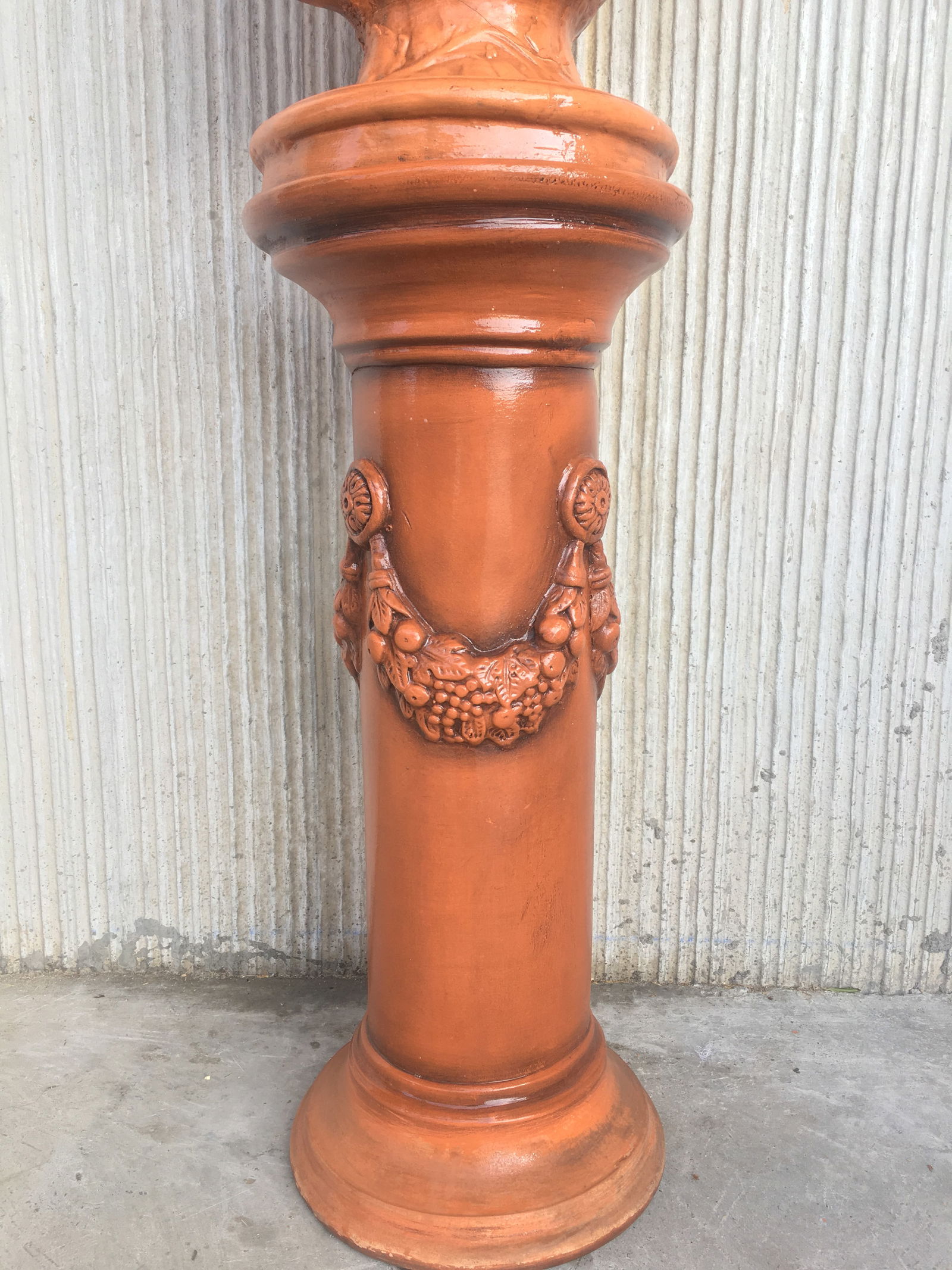 19th Century Spectacular Clay Goddess of Summer in a Matching Pedestal - 10