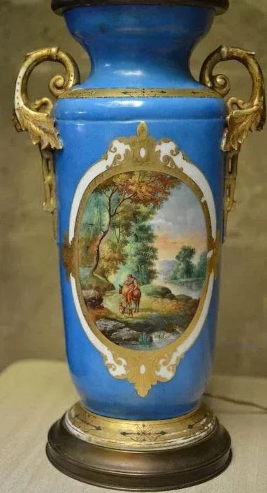 Large Paris Porcelain Hand Painted 3-Light Table Lamp - 4