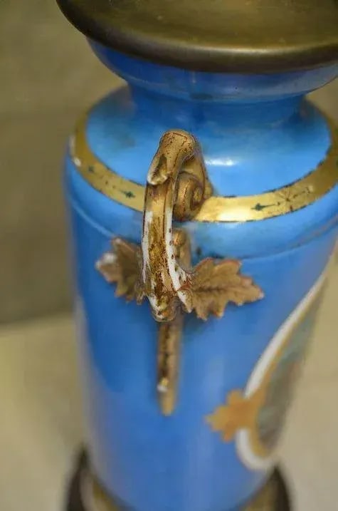 Large Paris Porcelain Hand Painted 3-Light Table Lamp - 6