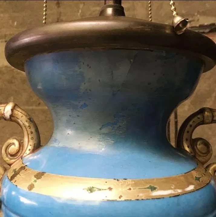 Large Paris Porcelain Hand Painted 3-Light Table Lamp - 8