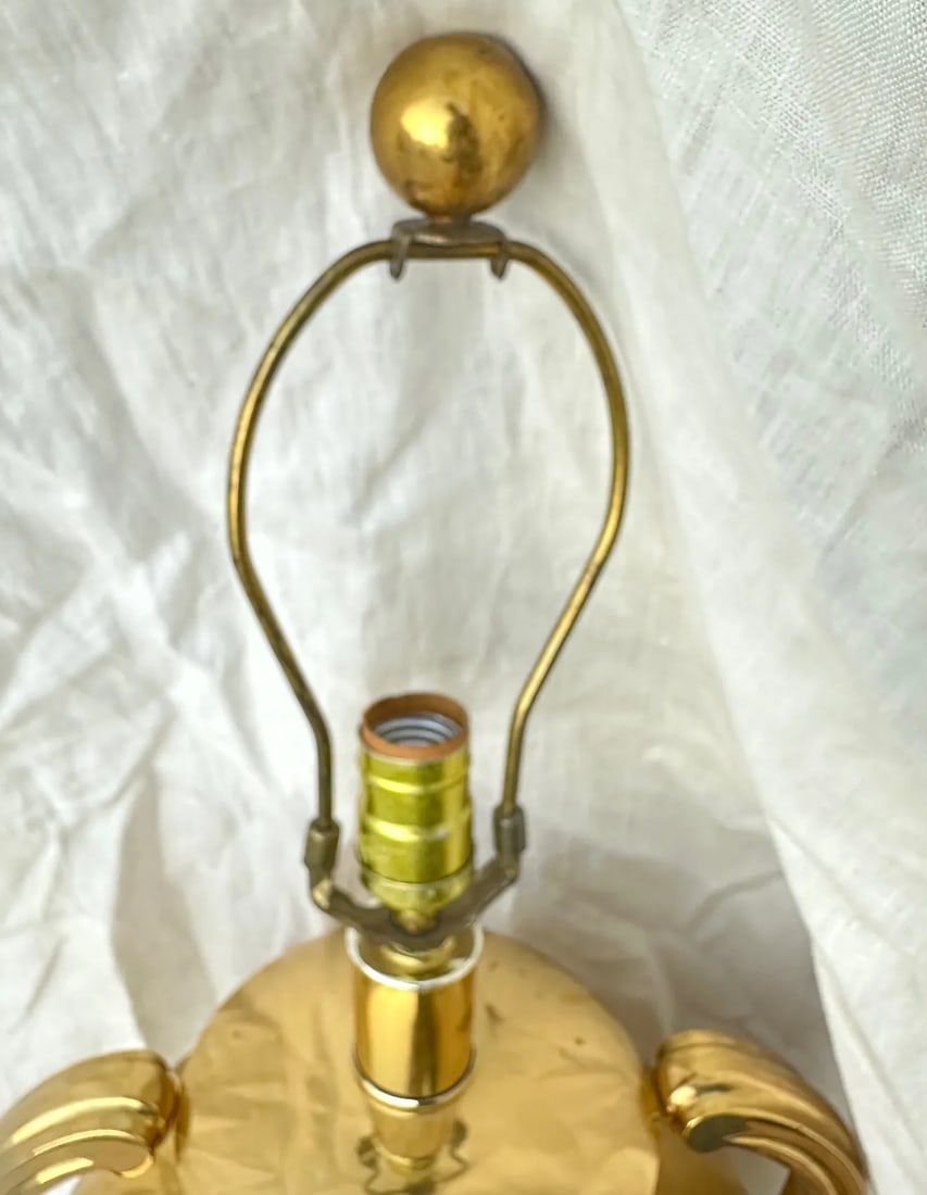 Vintage Brass Chinoiserie Urn Table Lamp - 7