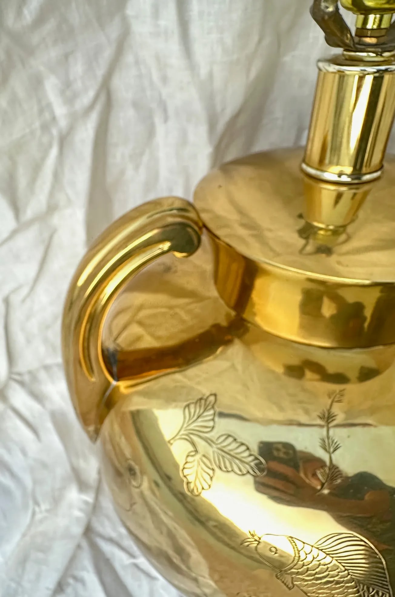 Vintage Brass Chinoiserie Urn Table Lamp - 8