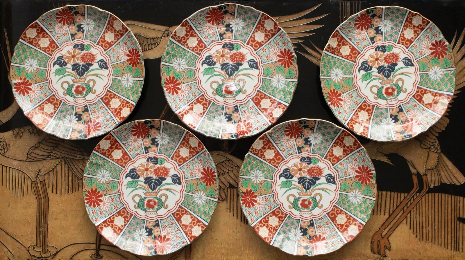 Circa 1970s Japanese Imari 22k Gold Dinner Plates- Set of 5 - 11