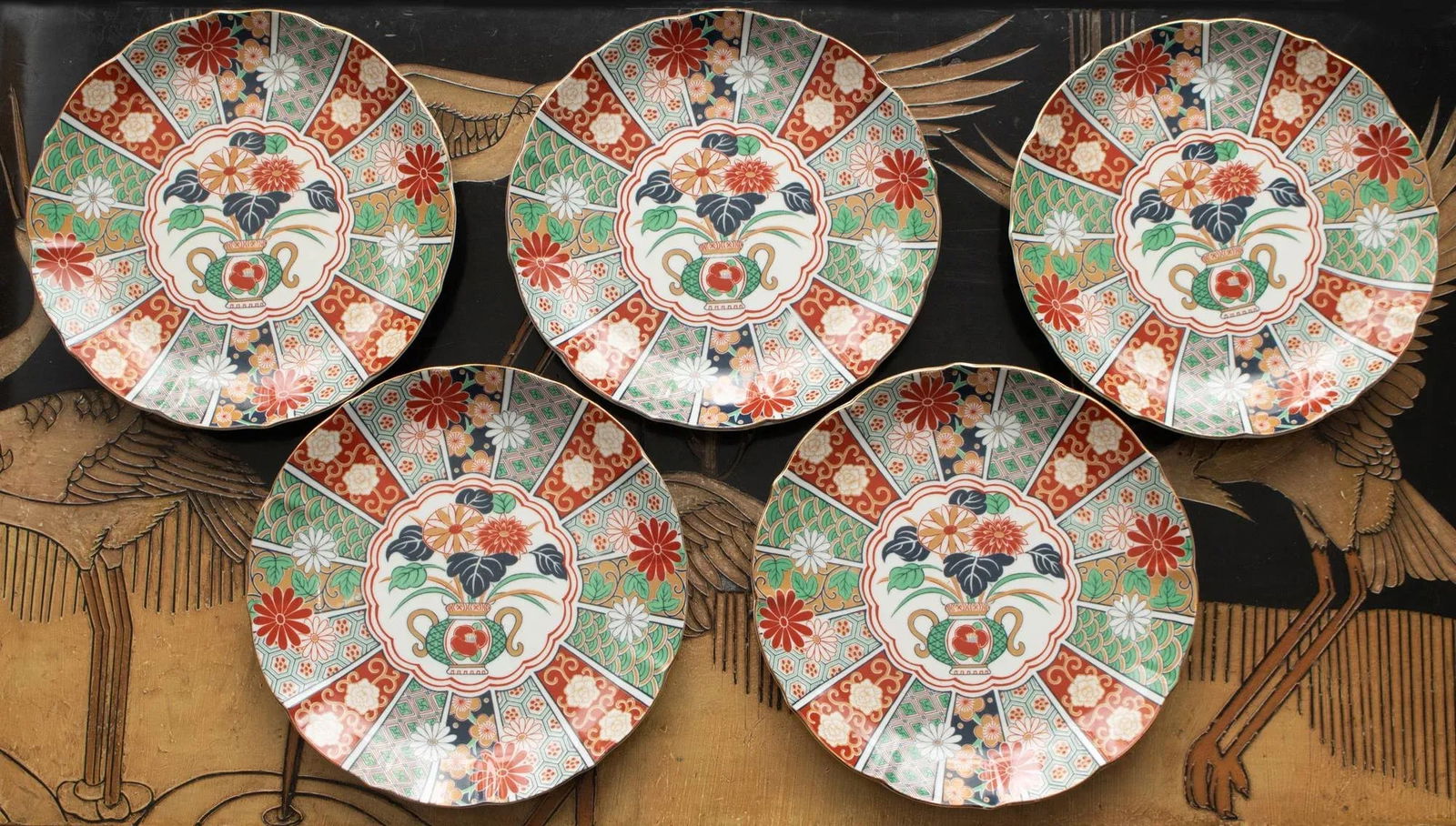 Circa 1970s Japanese Imari 22k Gold Dinner Plates- Set of 5 - 3