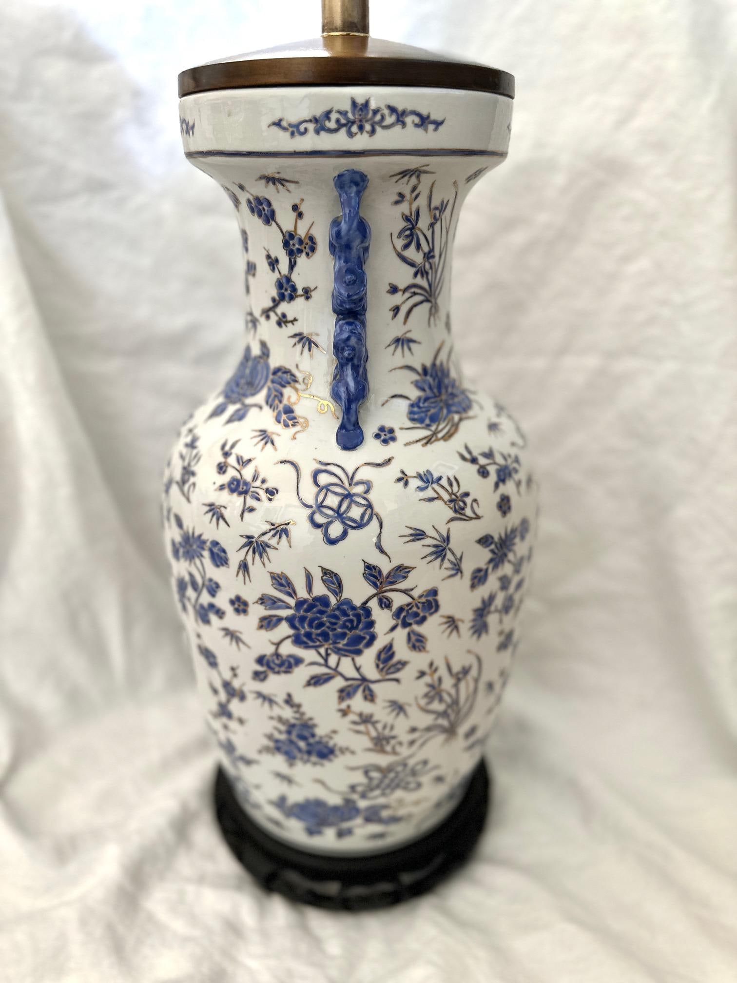 Vintage Chinoiserie Blue & White Vase Table Lamp - 2