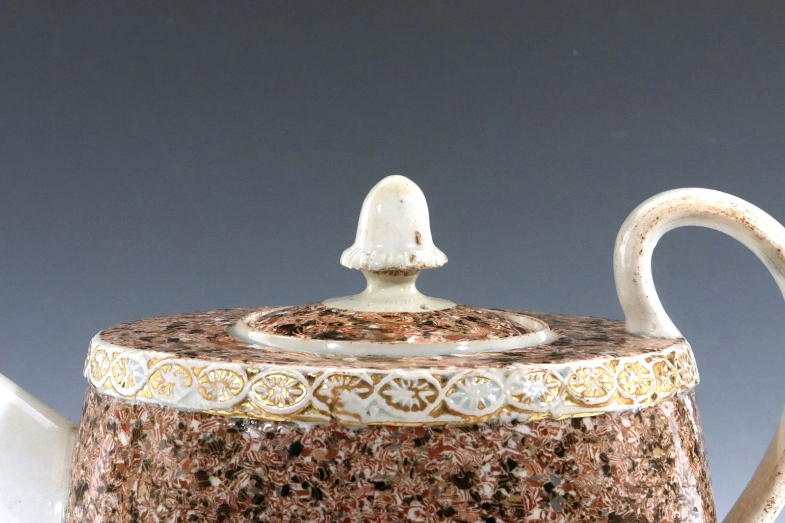Staffordshire Pearlware Pottery Surface Agate Teapot With Acorn Finial - 2