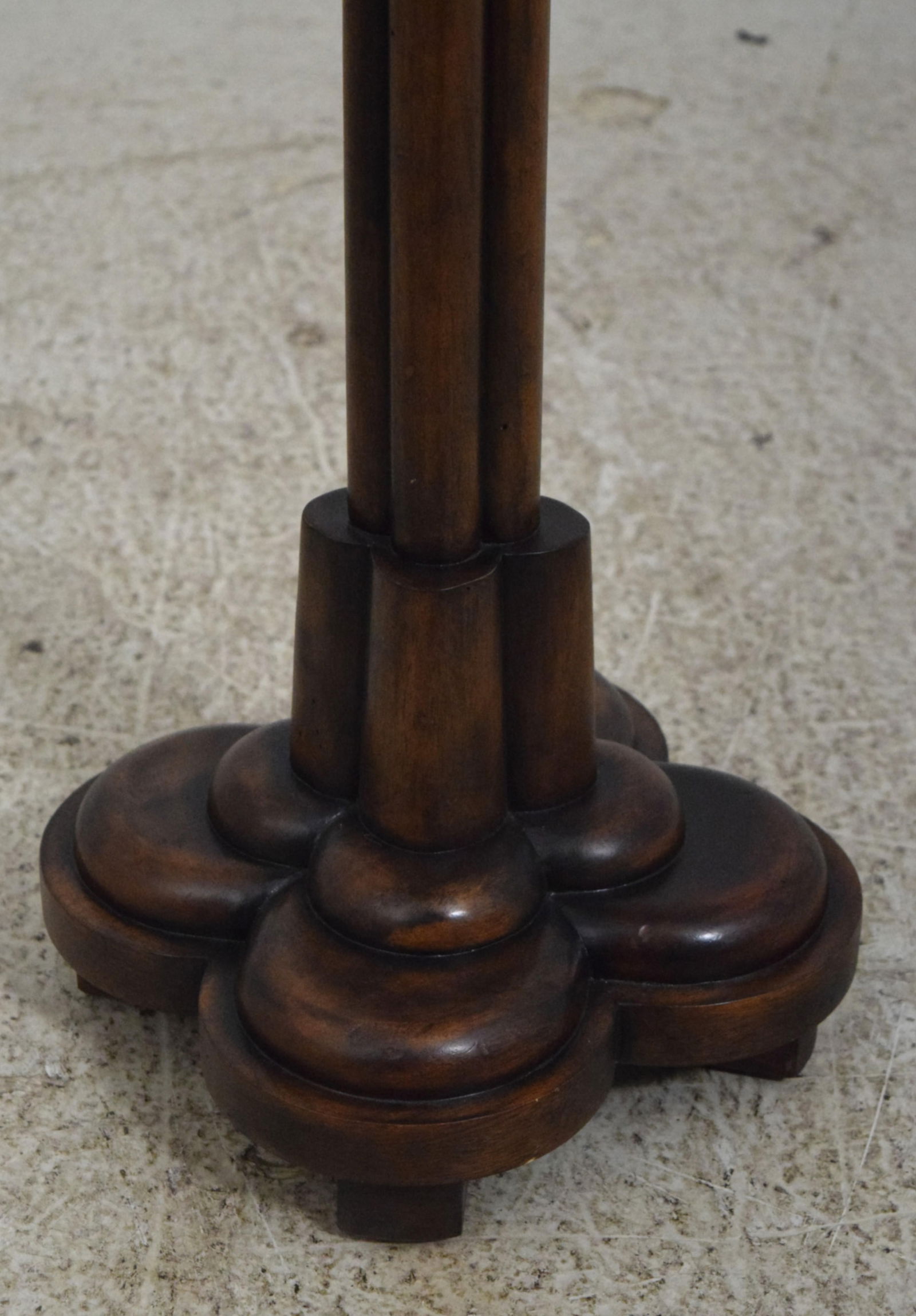 Century Monarch Collection Mahogany Pedestal Table - 6