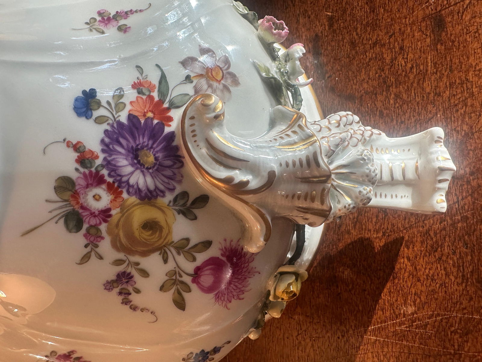 Late 18th Century Berlin Porcelain Tureen by KPM - 4