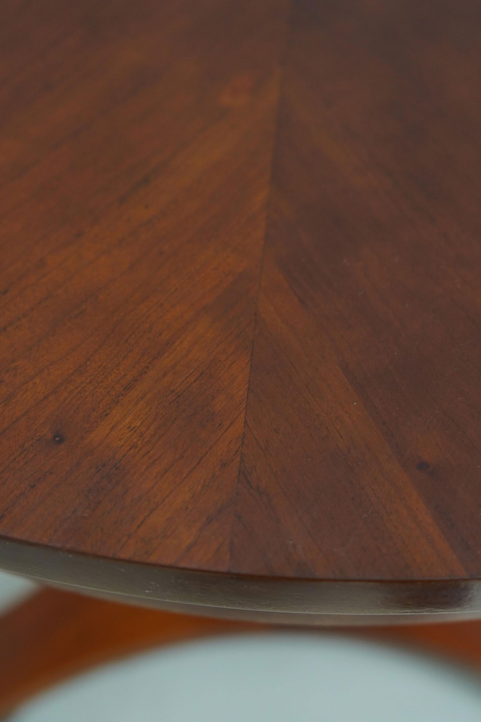 Ethan Allen Neoclassical Round Pedestal Table - 4