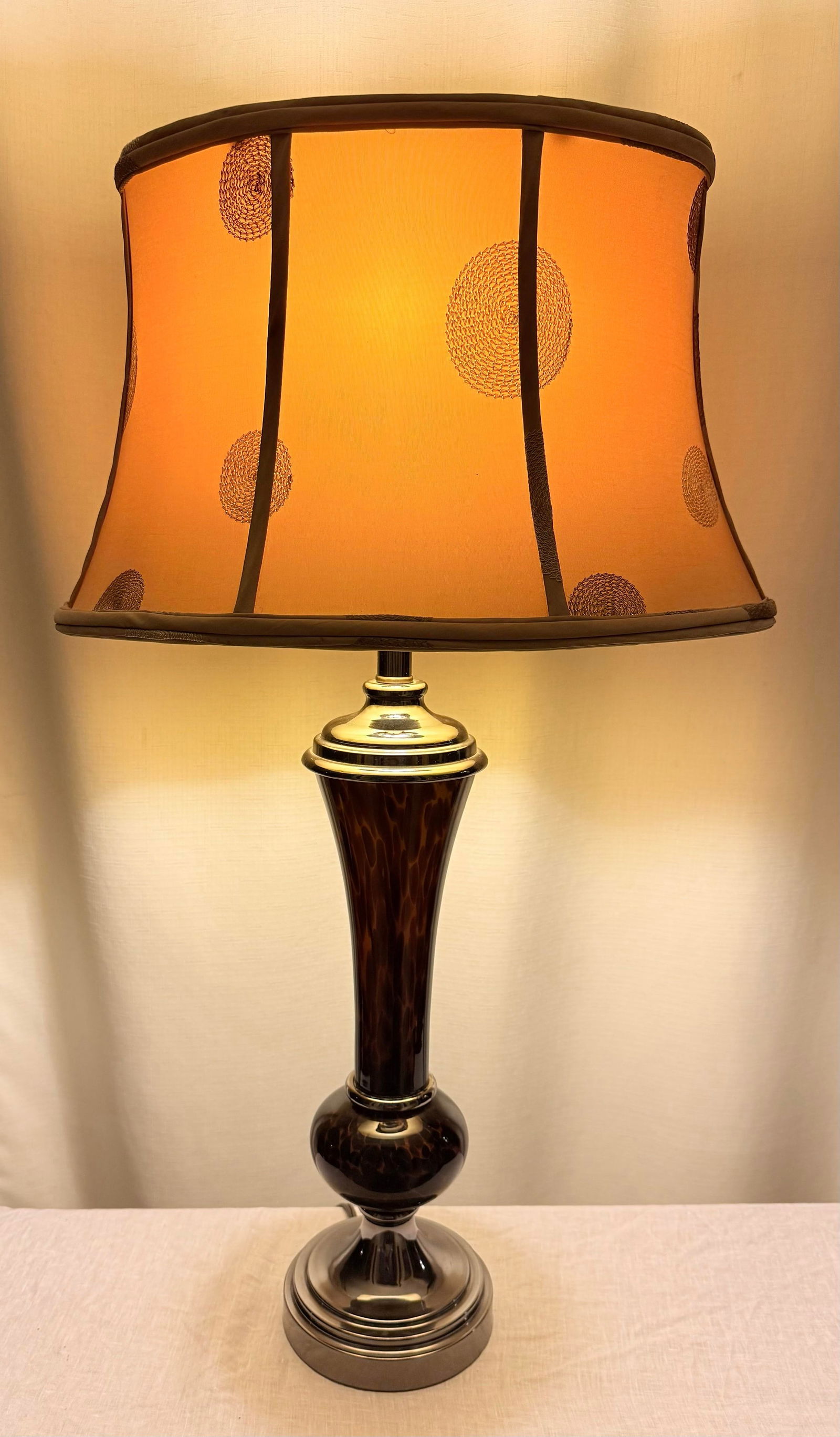 Stunning Vintage Late Twentieth Century Amber Faux Tortoise Shell Table Lamp - 2
