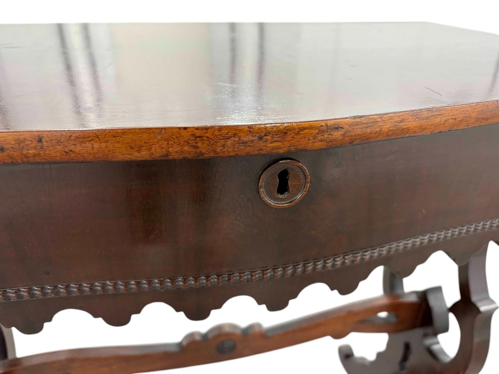 Walnut Victorian Parlor Side Table With Drawer - 5