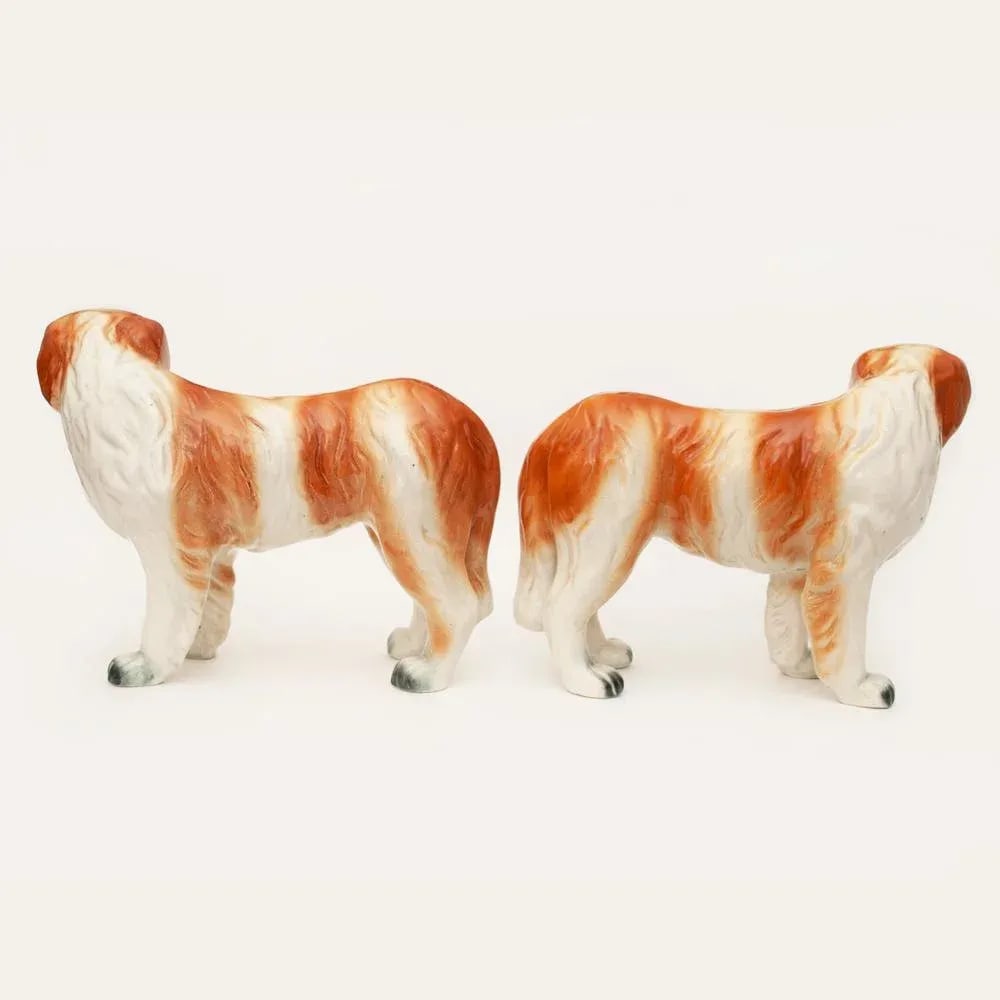 19th Century Large English Porcelain St. Bernard Dog Sculptures - a Pair - 5