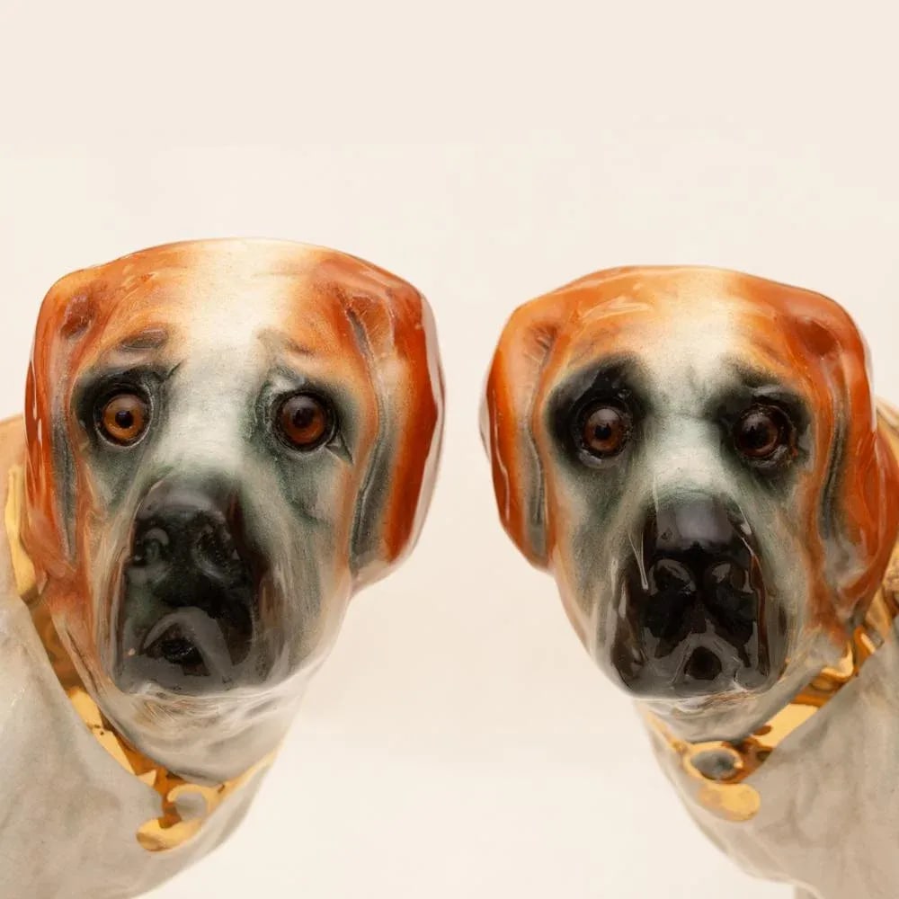 19th Century Large English Porcelain St. Bernard Dog Sculptures - a Pair - 7
