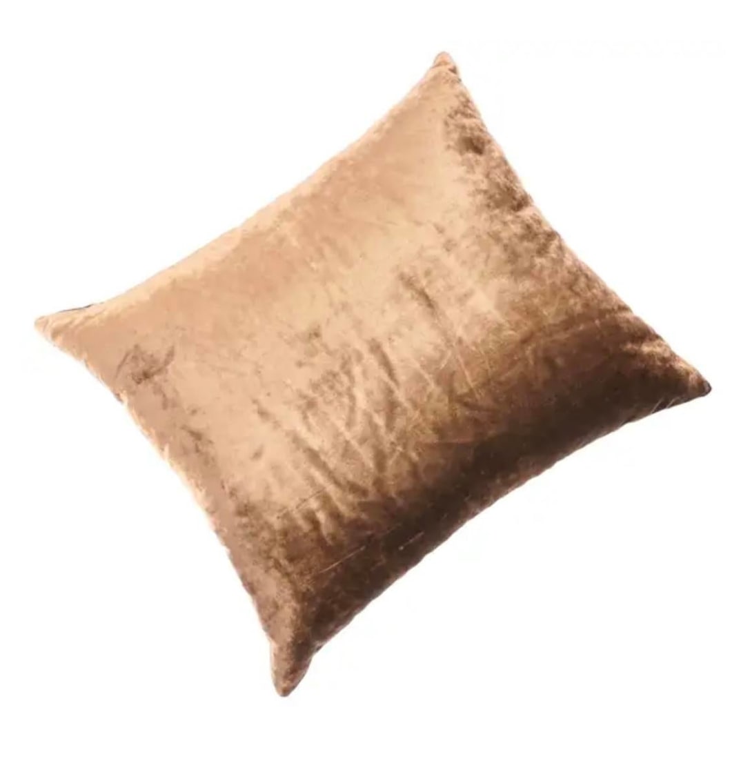 Pair of 17th Century Flemish Tapestry Pillows - 8