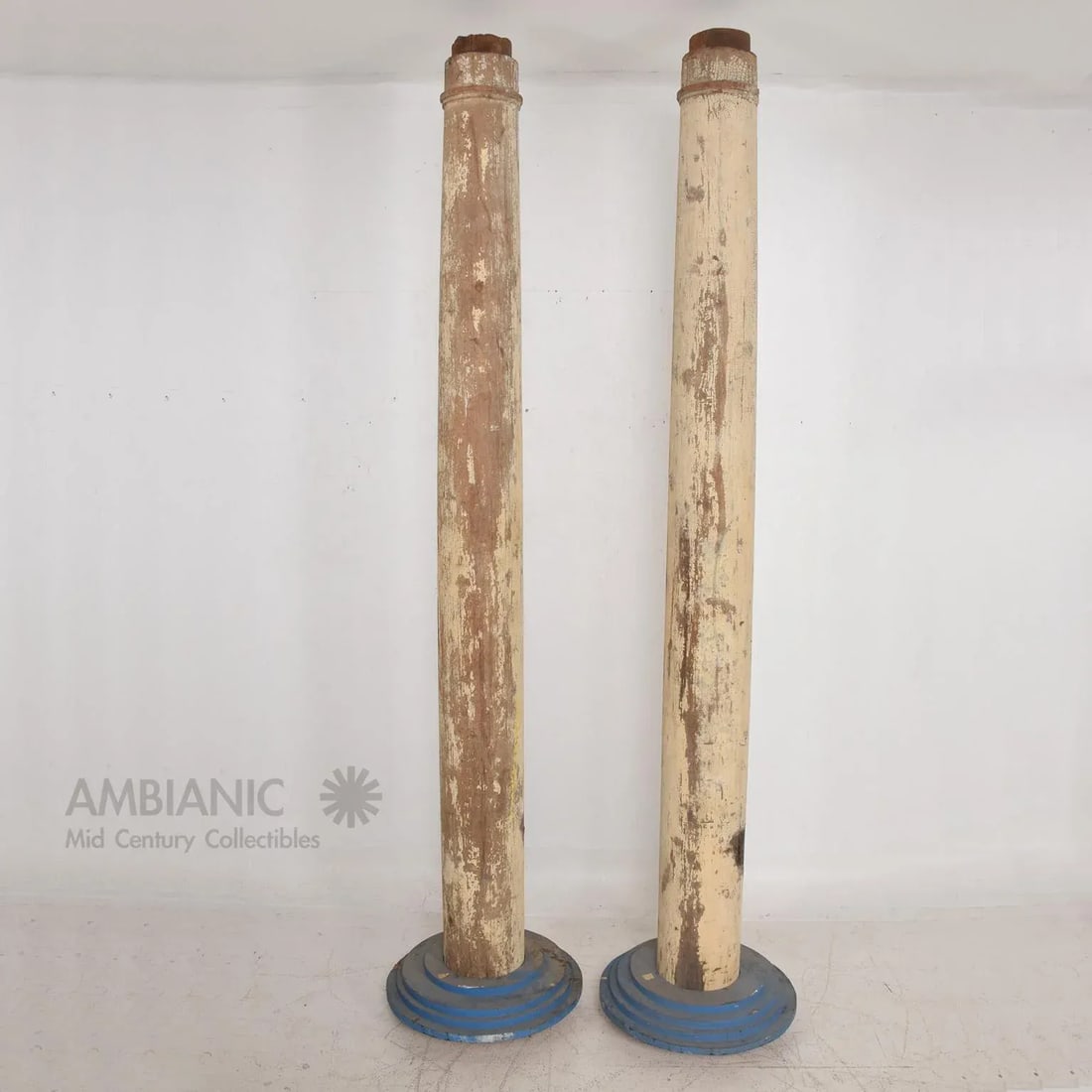 1930s Modern Salvage Architectural Wood Columns - Set of 4 - 2