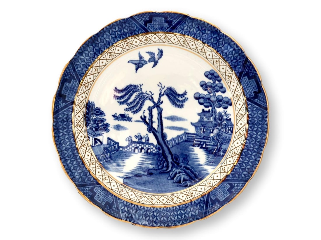 English Willow Dinnerware, Service for 6 - 2