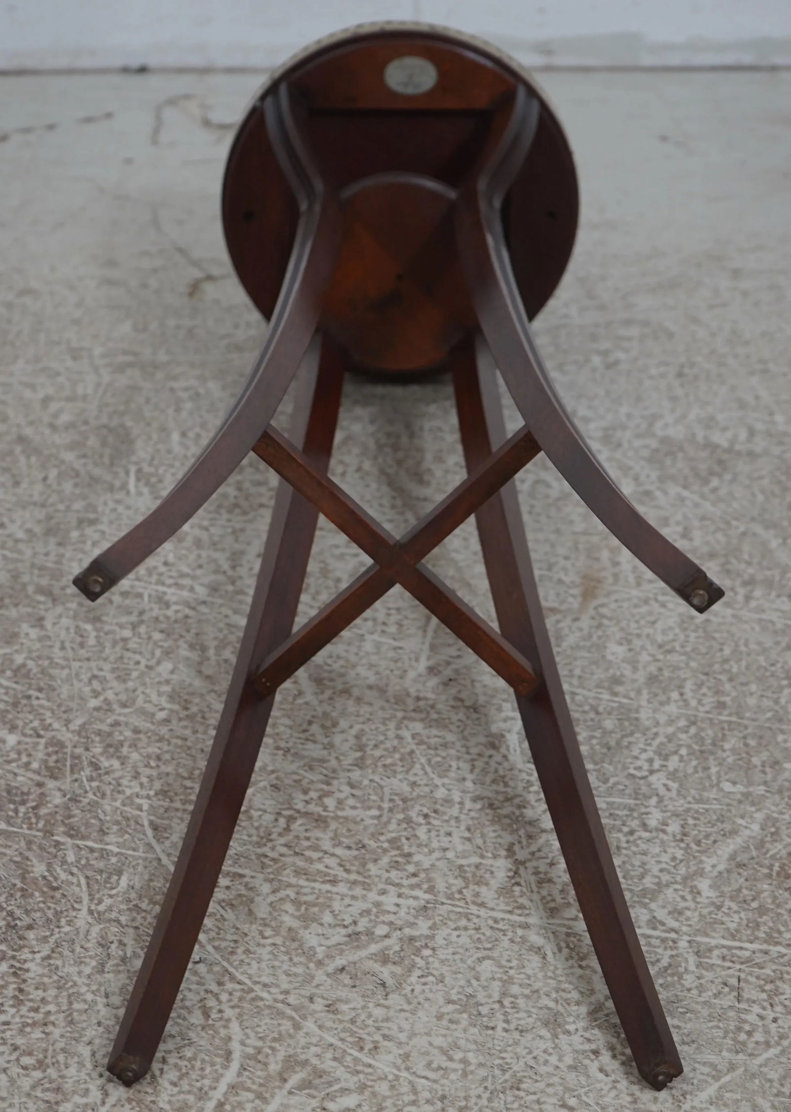 Baker Regency Style Mahogany Plant Stand Pedestal - 11