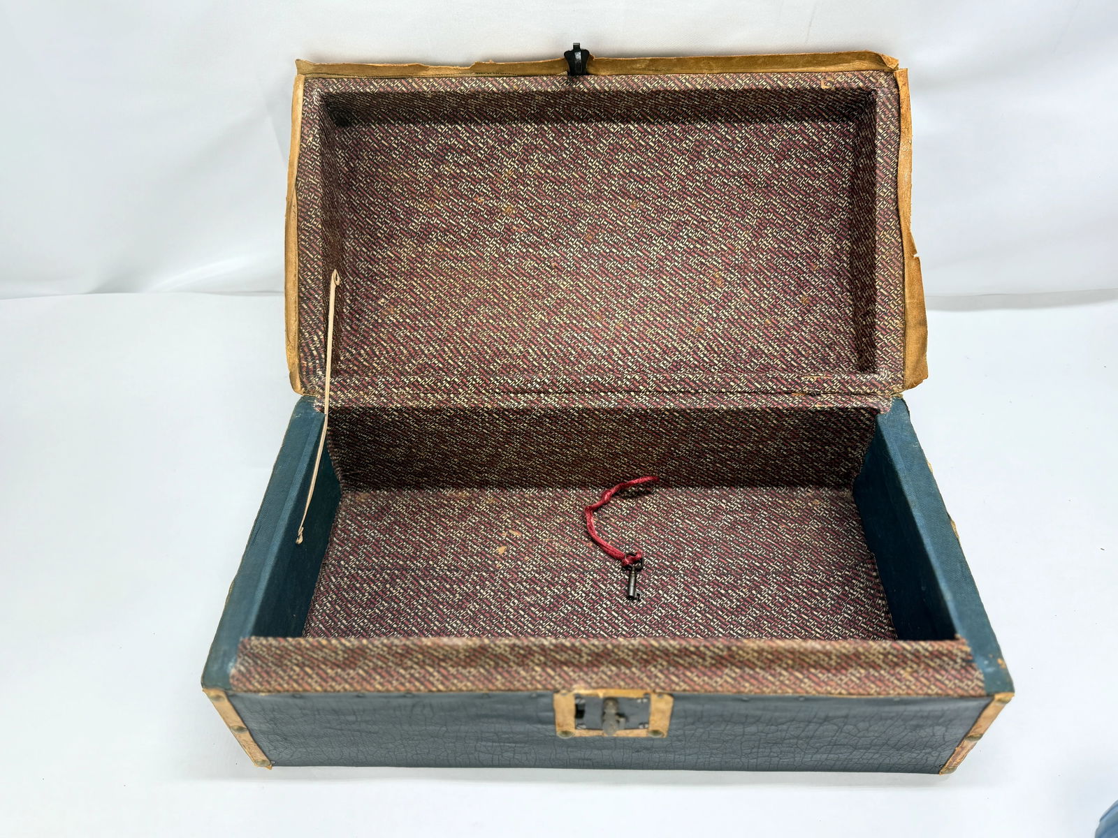 C. 1850 American Domed Leather Document or Valise Box, - Worcester County - 5