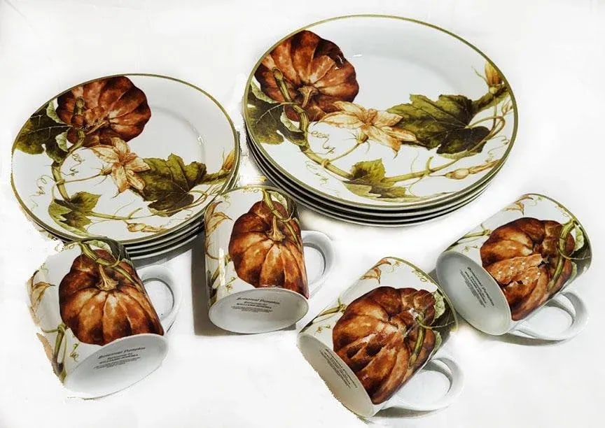 Williams - Sonoma Botanical Pumpkin China Service for 4 - 12 Pieces - 2