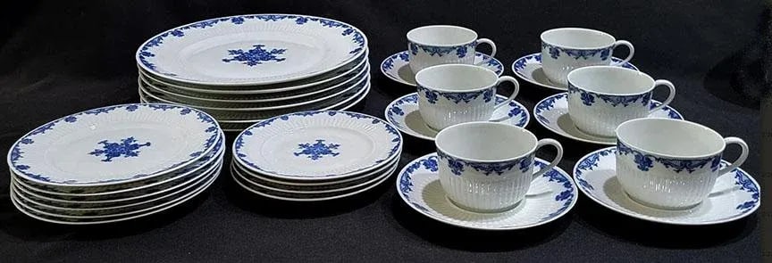 Saint Cloud by Ceralene Limoges China - 28 Piece Set - 3