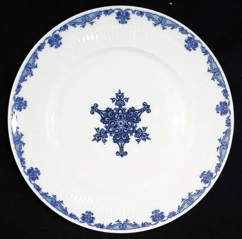 Saint Cloud by Ceralene Limoges China - 28 Piece Set - 5