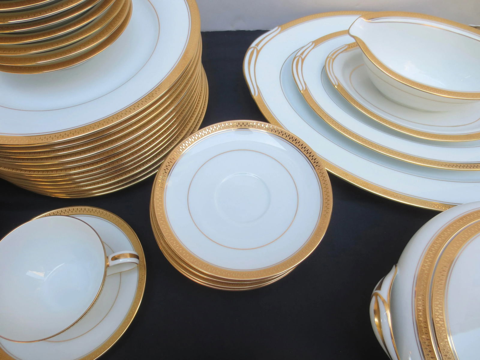 Noritaki Dinnerware Set of Goldridge Pattern -Set of 101 Pieces - 4