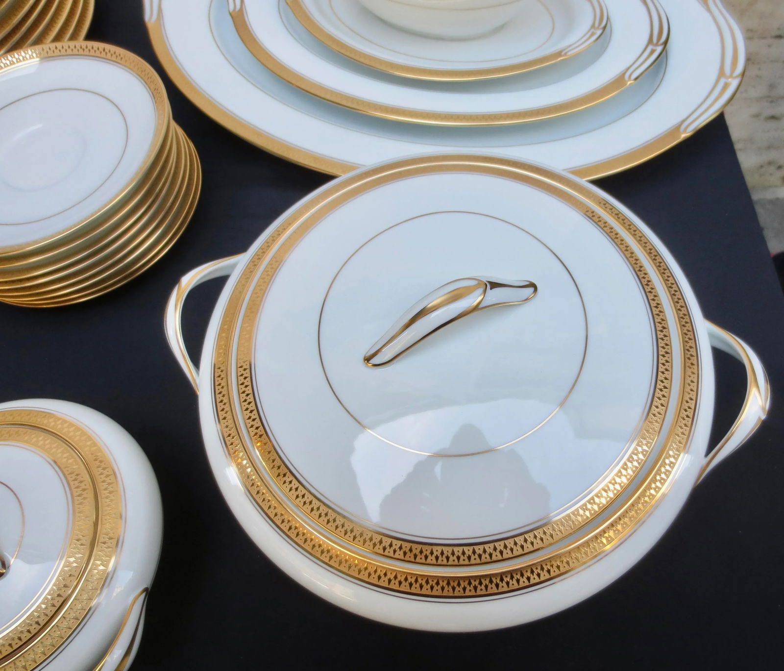 Noritaki Dinnerware Set of Goldridge Pattern -Set of 101 Pieces - 6