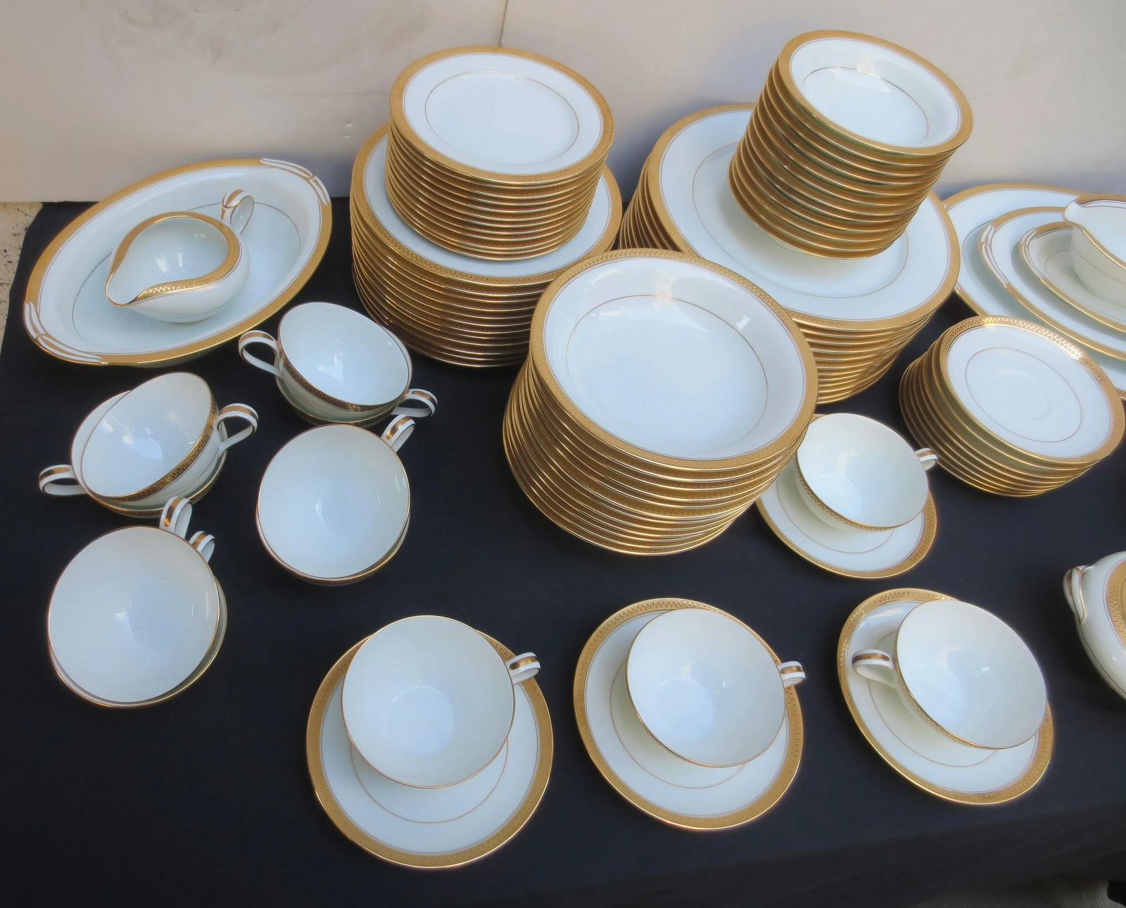 Noritaki Dinnerware Set of Goldridge Pattern -Set of 101 Pieces - 7