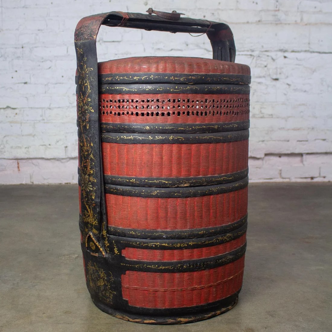 19th Century Antique Asian Red & Black Lacquer 4 Tier Woven Grass Stackable Chinese Wedding Basket - 2