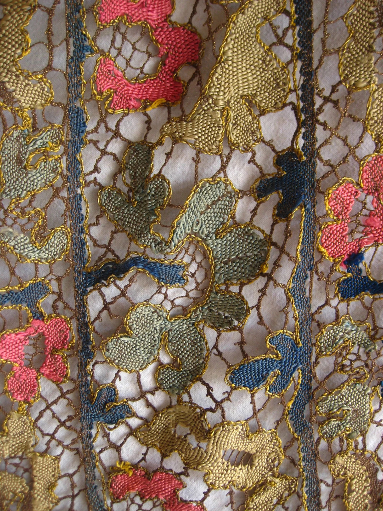 French Embroidered 1920 Table Runner - 8