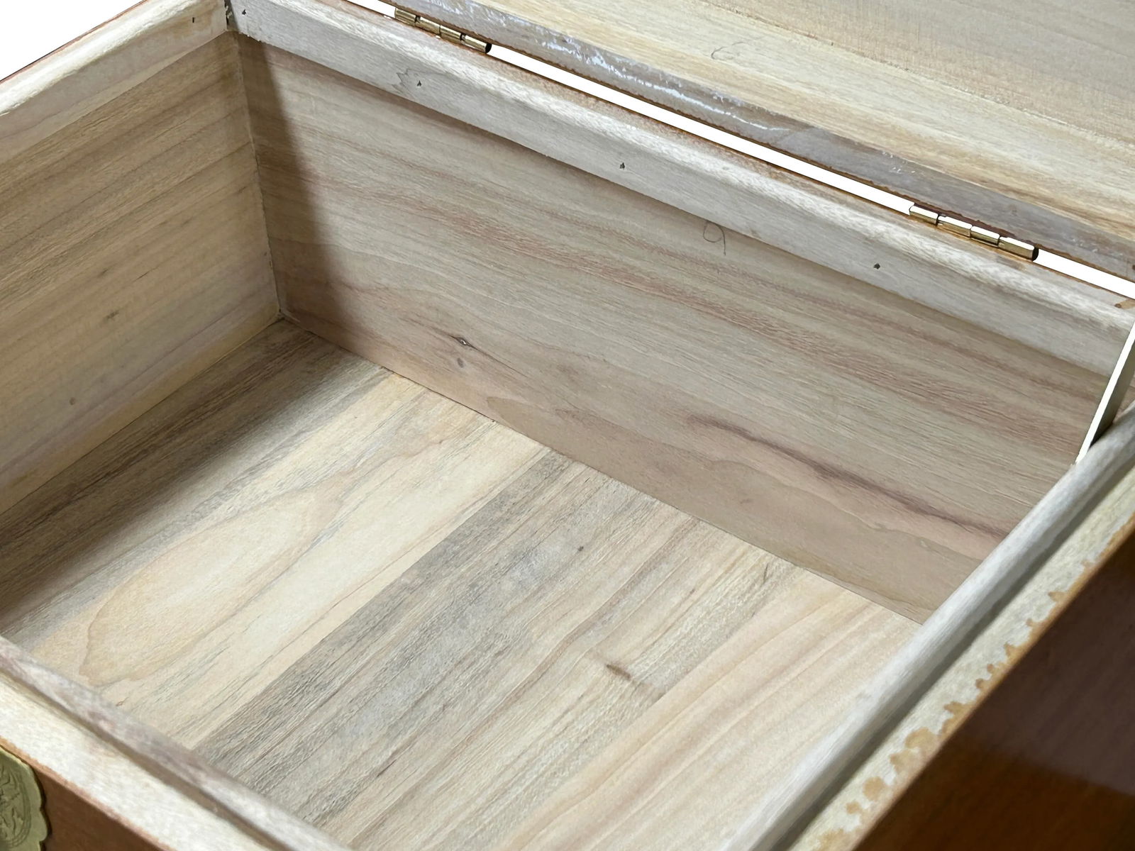 Chinese Medium Brown Rectangular Camphor Wood Storage Box Chest - 7