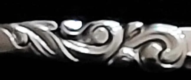 South Seas Silverplate 1955) by Oneida Silver Flatware in Wooden Chest - 56 PCS - 9