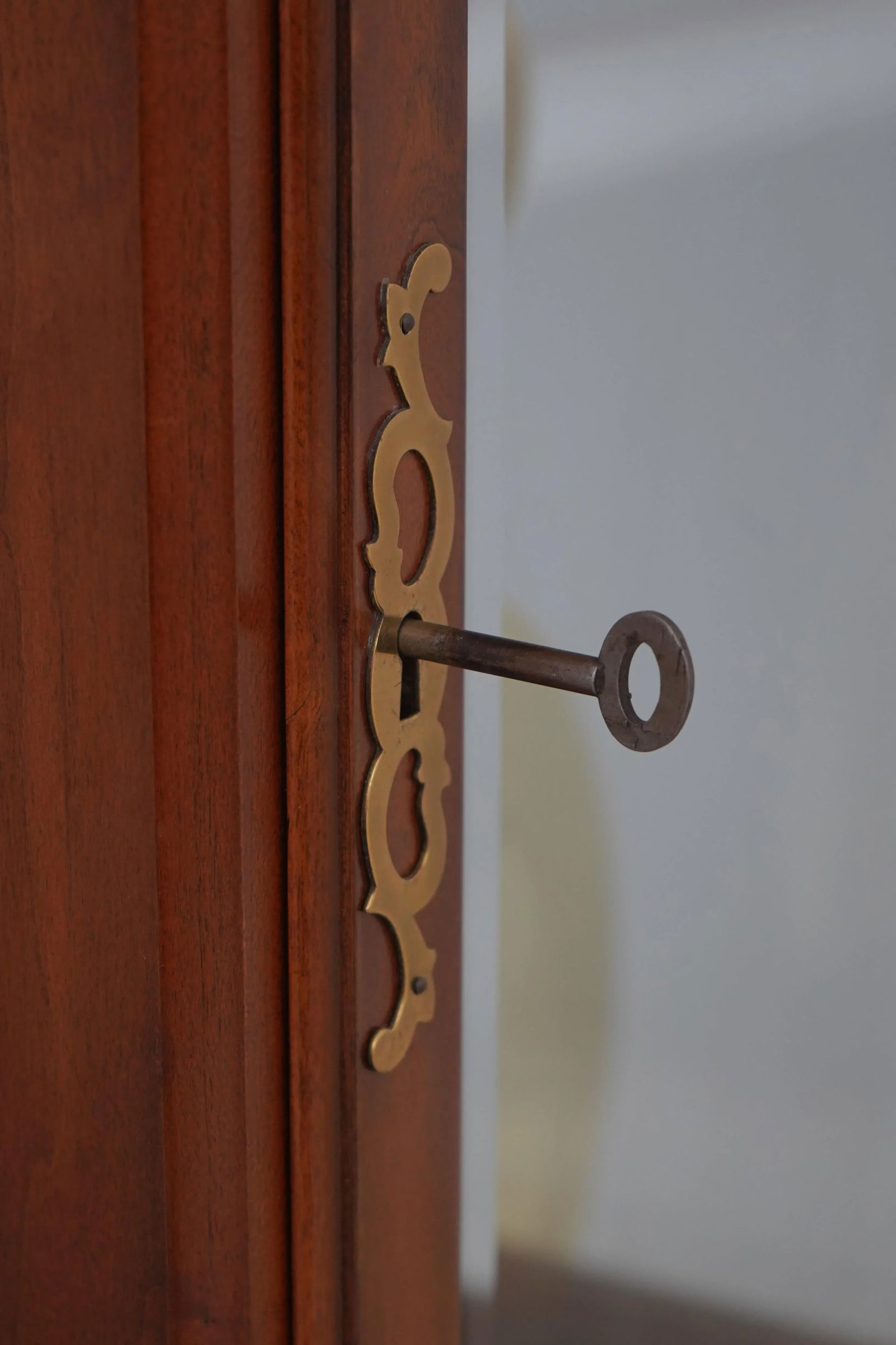 Heritage Heirlooms Inlaid Cherry Mahogany Grandfather Clock - 10