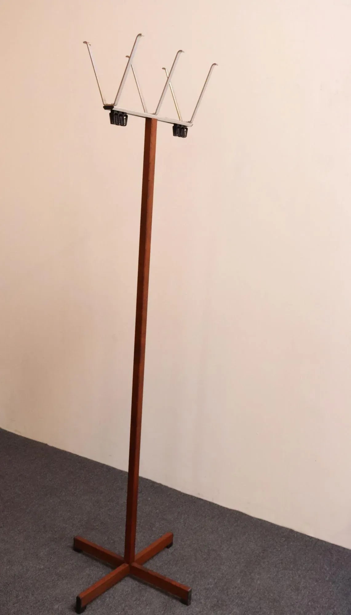 Pair of Modernist Chrome and Walnut Coat and Hat Trees / Racks by Vogel Peterson - 6