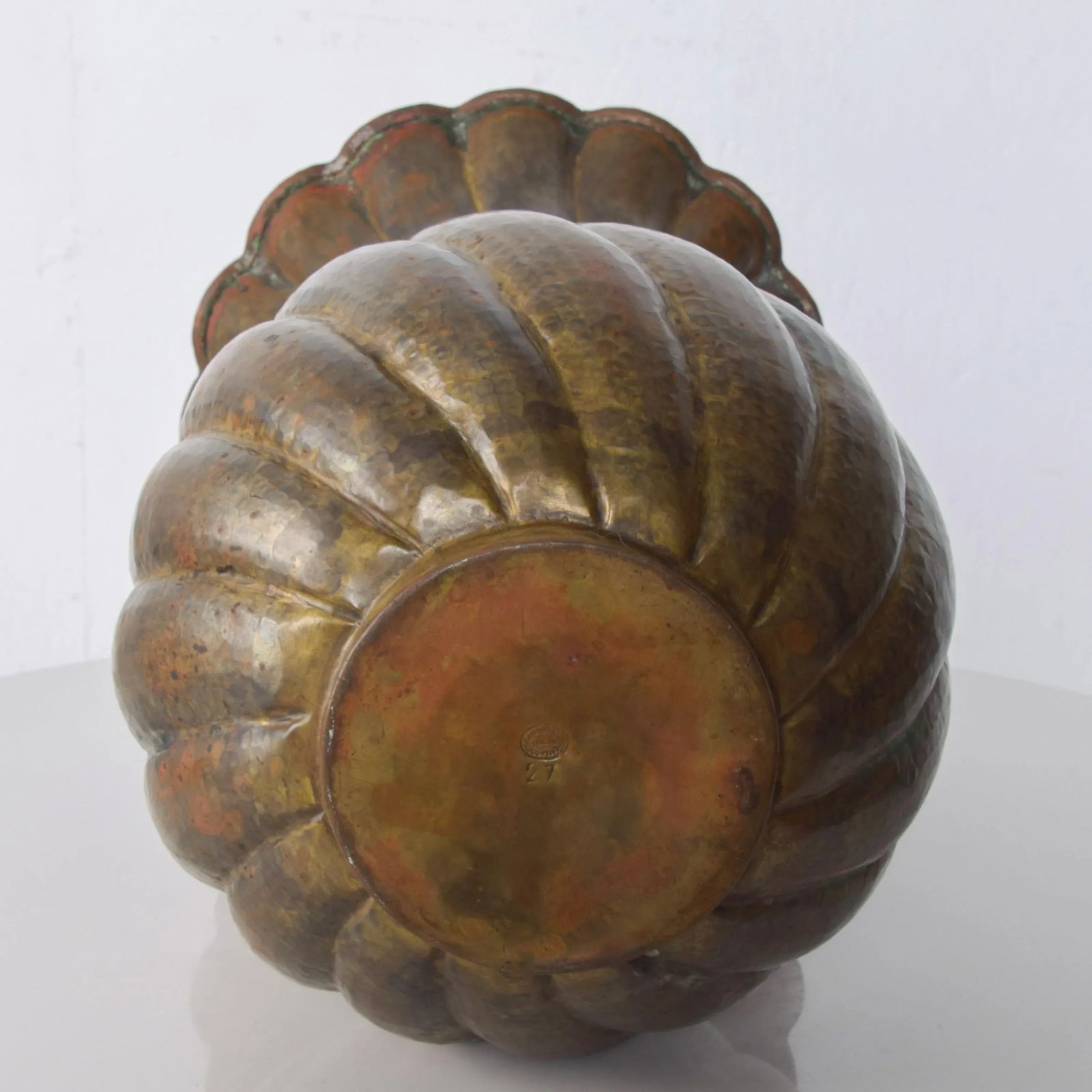 1950s Egidio Casagrande Italia Patinated Brass Vase - 2