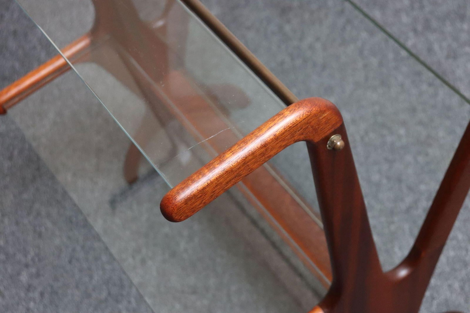 Vintage Italian Modern Sculptural Walnut, Brass and Glass Magazine Rack / Stand - 14