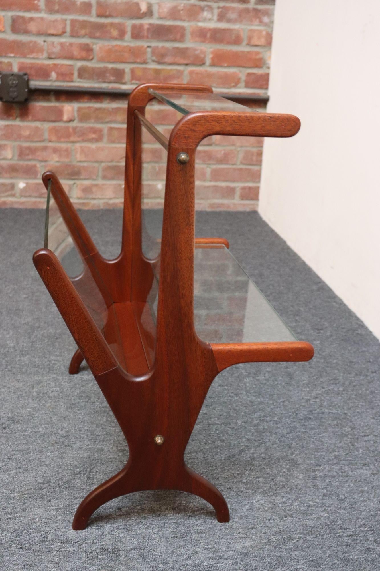 Vintage Italian Modern Sculptural Walnut, Brass and Glass Magazine Rack / Stand - 8